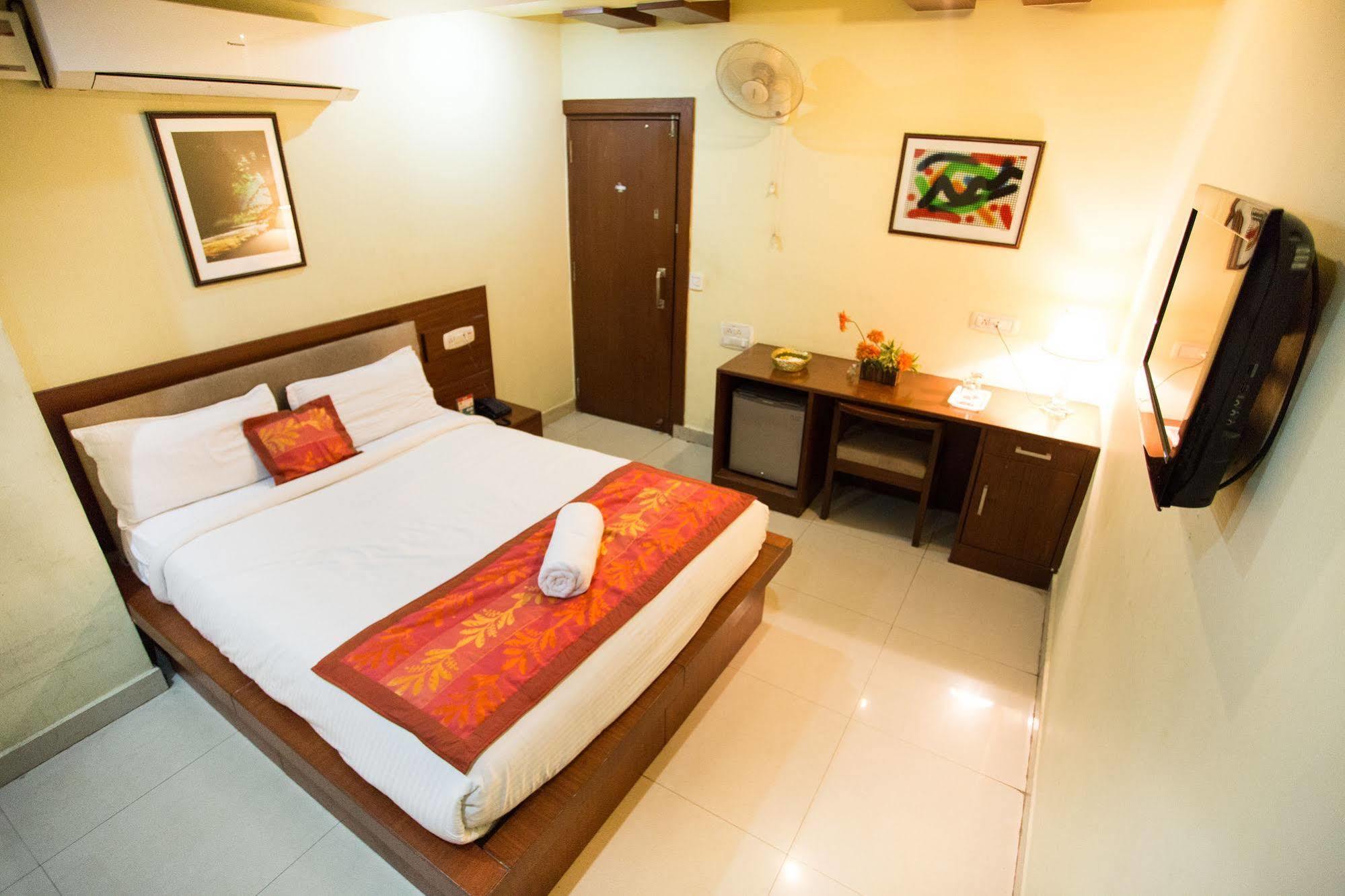 Namo Suites Hyderabad Exterior foto